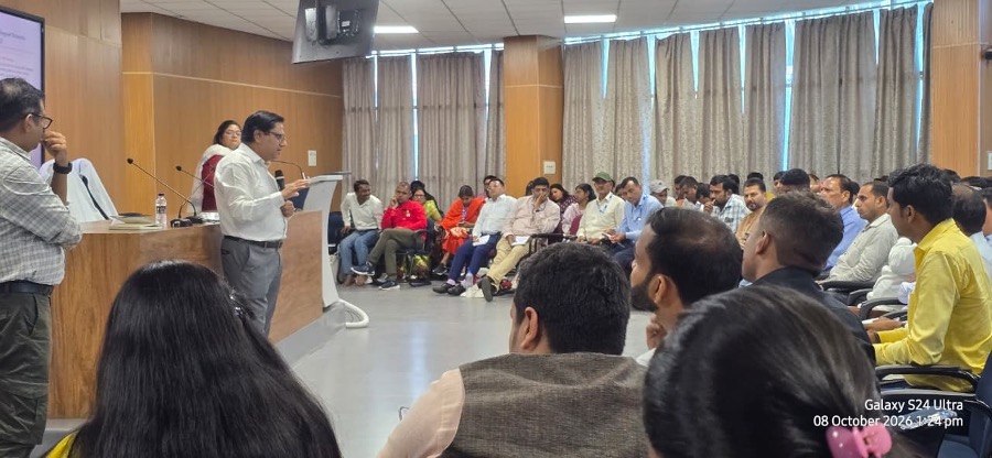 विकल्प 1 (प्राथमिक - कीवर्ड समृद्ध): बिहार में बाल विवाह मुक्त पंचायत की पहल: 18 महीने की प्रक्रिया के बाद ही होगी घोषणा | UNICEF & CNLU